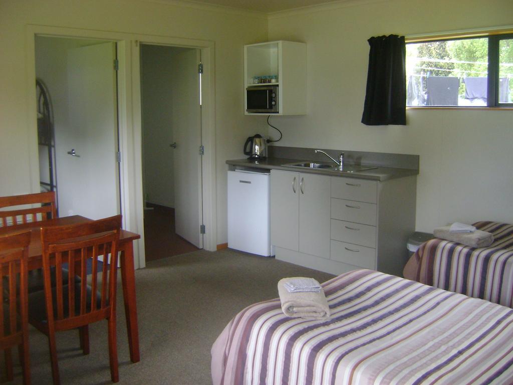 Catlins Newhaven Holiday Park Owaka Pokój zdjęcie